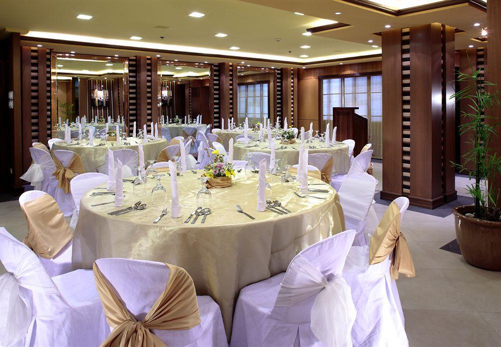 Herald Suites Solana Μακάτι Εξωτερικό φωτογραφία