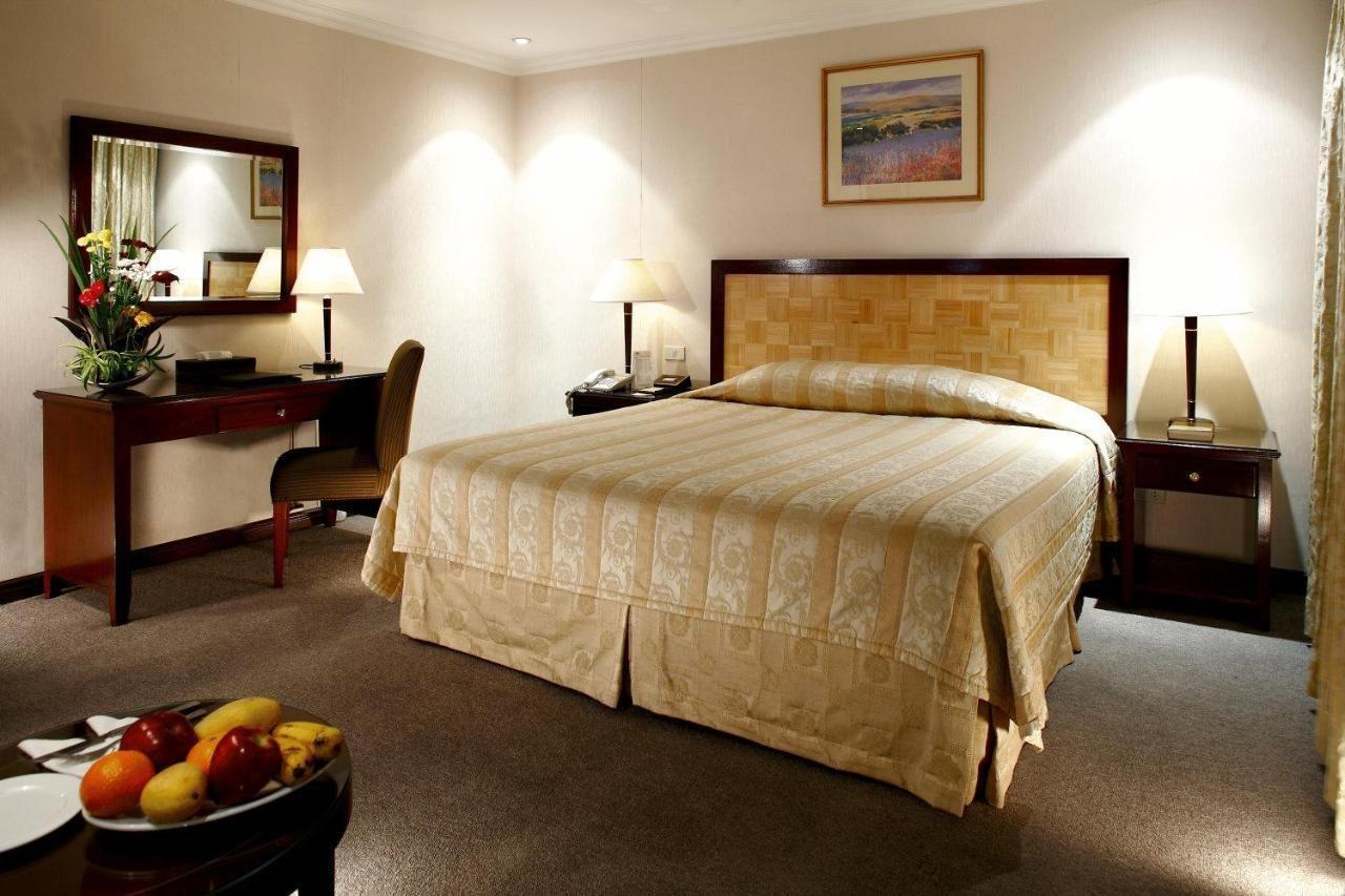 Herald Suites Solana Μακάτι Εξωτερικό φωτογραφία